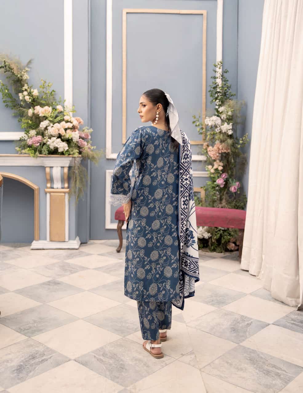 Unstitched Elegance: 2-Piece Digital Khaddar